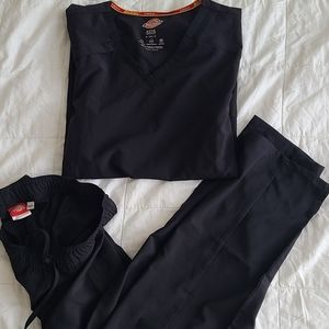 Dickies Petite Black Scrubs